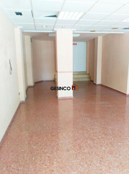 Local commercial dans Ontinyent, Valencia à louer - Photo de l’immeuble – Image 3 sur 6