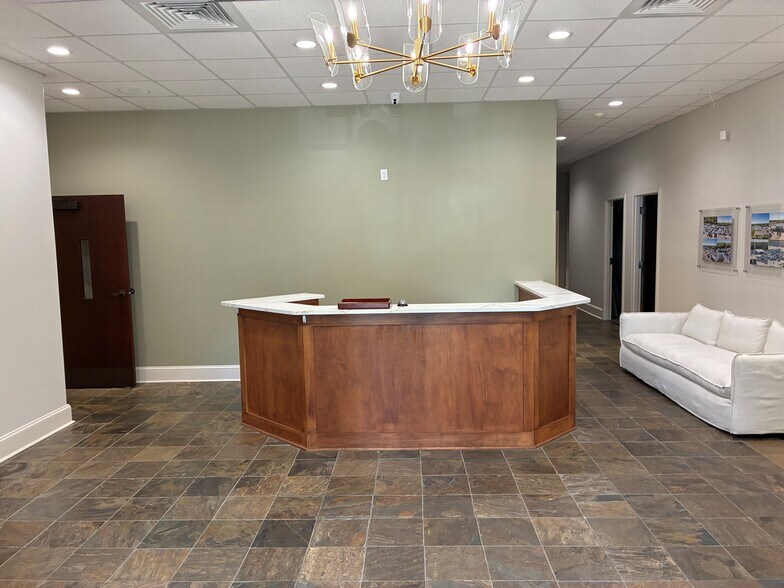 5880 Ridge Bend Rd, Memphis, TN à vendre - Photo de l’immeuble – Image 3 sur 11