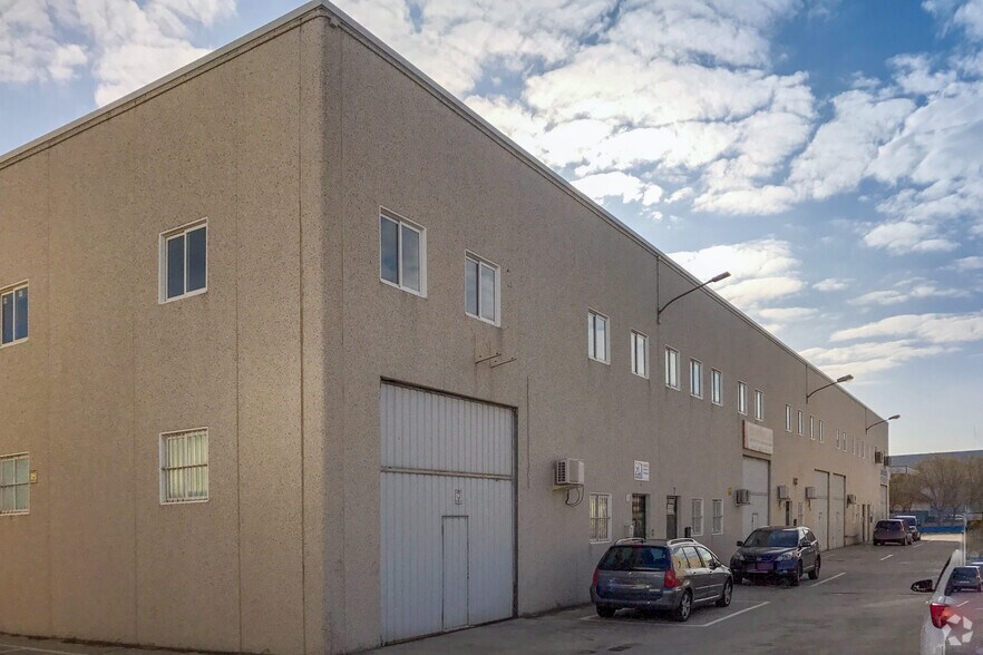 Industriel/Logistique dans Alcalá de Henares, Madrid à vendre - Photo de l’immeuble – Image 2 sur 2