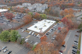 Plus de détails pour 39 Lindeman Dr, Trumbull, CT - Bureau à vendre