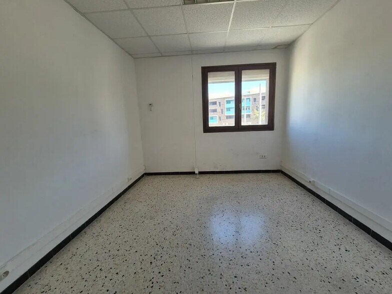 Bureau dans Castelnau-le-Lez à louer - Photo de l’immeuble – Image 2 sur 4