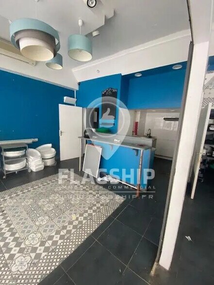 Local commercial dans Sèvres à louer - Photo de l’immeuble – Image 3 sur 4