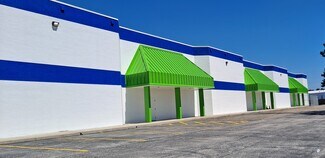 Plus de détails pour 13701 N 66th St, Largo, FL - Industriel/Logistique à louer