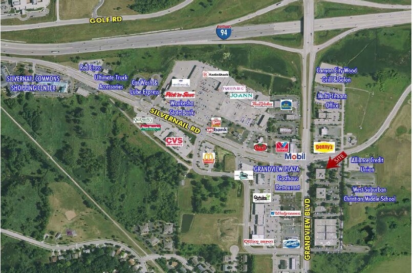 2727 N Grandview Blvd, Waukesha, WI à louer - Aérien – Image 2 sur 16