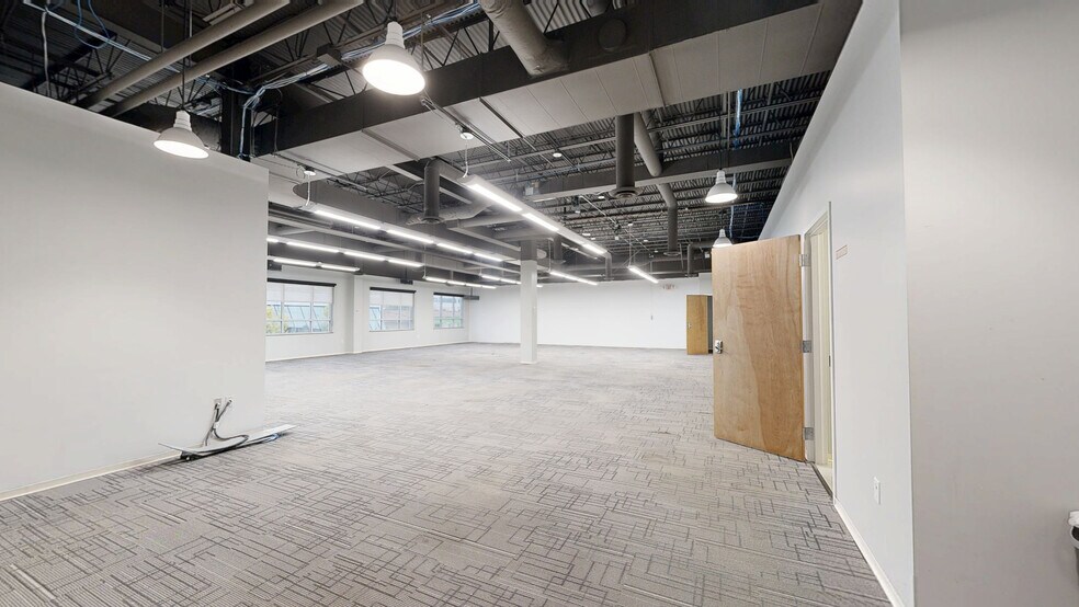 6677-6683 Delmar Blvd, University City, MO à louer - Numérisation 3D Matterport – Image 3 sur 12