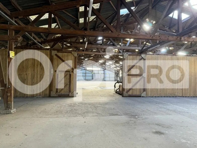Industriel/Logistique dans Fécamp à vendre - Photo intérieure – Image 3 sur 9
