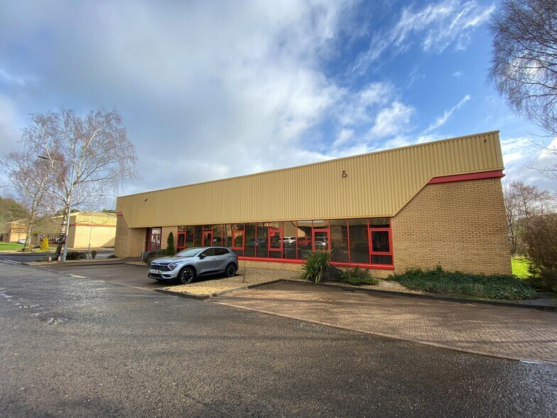 10 Cairn Ct, East Kilbride à louer - Photo de l’immeuble – Image 1 sur 20