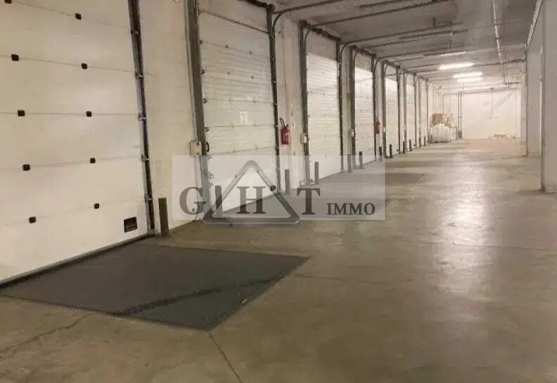 Industriel/Logistique dans Saint-Denis à louer - Photo intérieure – Image 3 sur 3