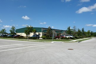 Plus de détails pour 8120-8130 Uzita Dr, Sarasota, FL - Local d'activités à louer