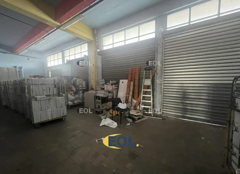 Local d’activités dans Bobigny à louer - Photo de l’immeuble – Image 3 sur 14