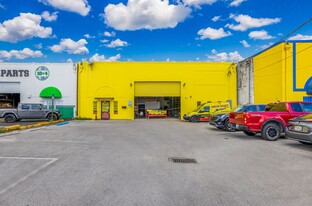 8125 NW 93rd St, Miami FL - Immobilier d'entreprise