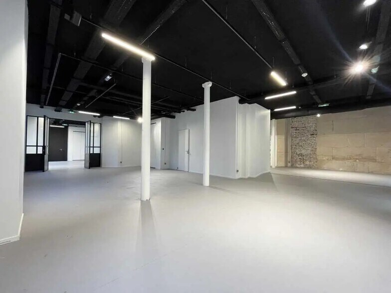 Bureau dans Paris à louer - Photo de l’immeuble – Image 3 sur 14