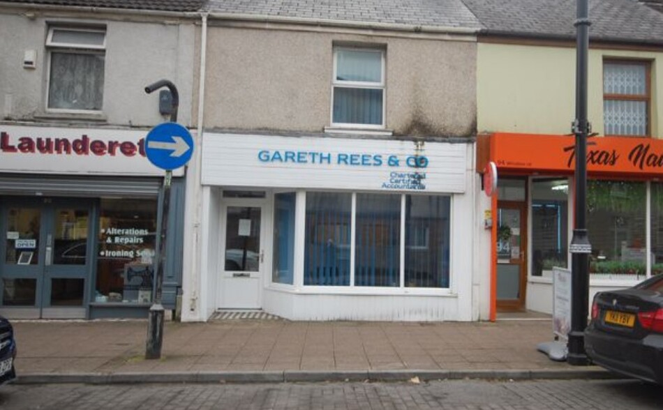 96 Windsor Rd, Neath à vendre - Photo principale – Image 1 sur 3