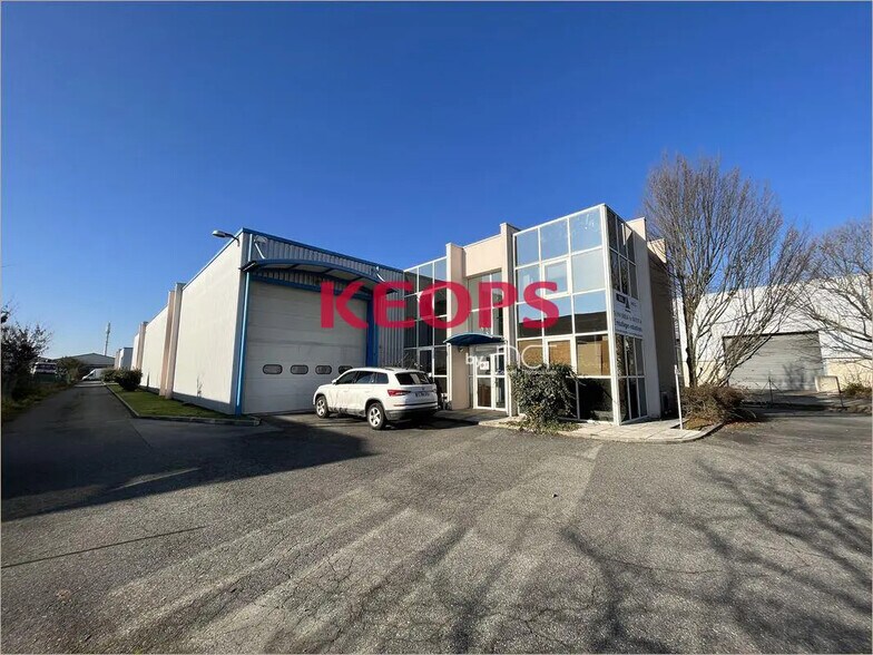 Local d'activités dans Portet-sur-Garonne à vendre - Photo de l’immeuble – Image 1 sur 11