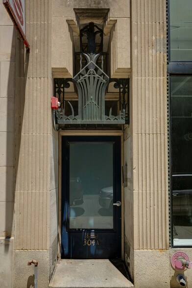 304 E Grace St, Richmond, VA à louer - Photo de l’immeuble – Image 2 sur 8