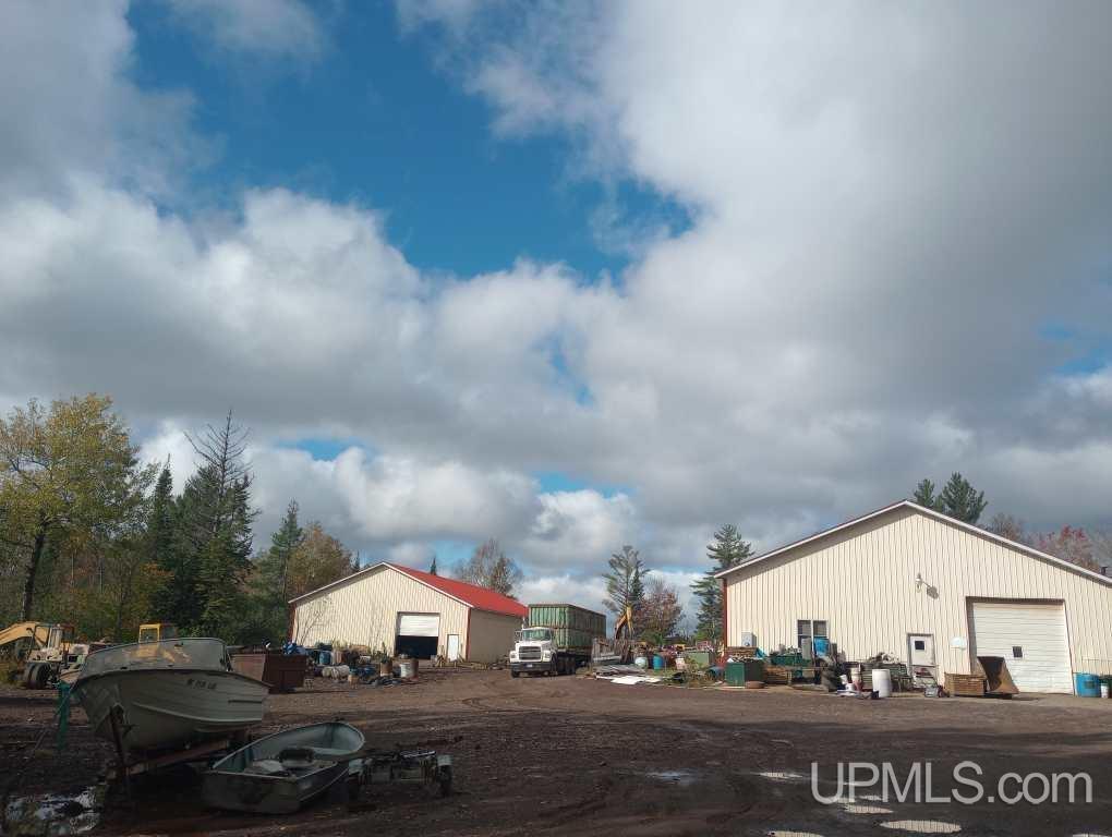 54921 US Highway 41, Calumet, MI à vendre Photo principale– Image 1 sur 12