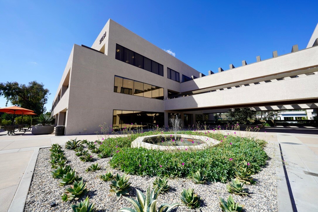 27261 Las Ramblas, Mission Viejo, CA à louer Photo principale– Image 1 sur 12