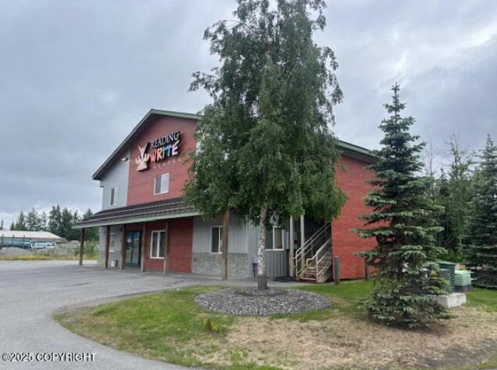 12580 Old Seward Hwy, Anchorage, AK à louer Photo de l’immeuble– Image 1 sur 10