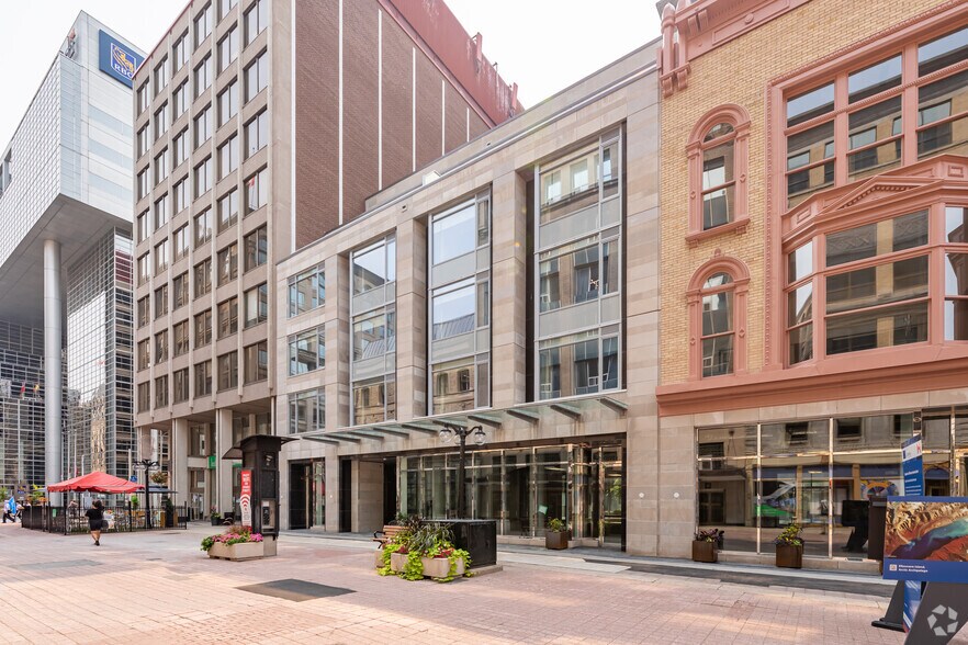 101 Queen St, Ottawa, ON à vendre - Photo de l’immeuble – Image 2 sur 8