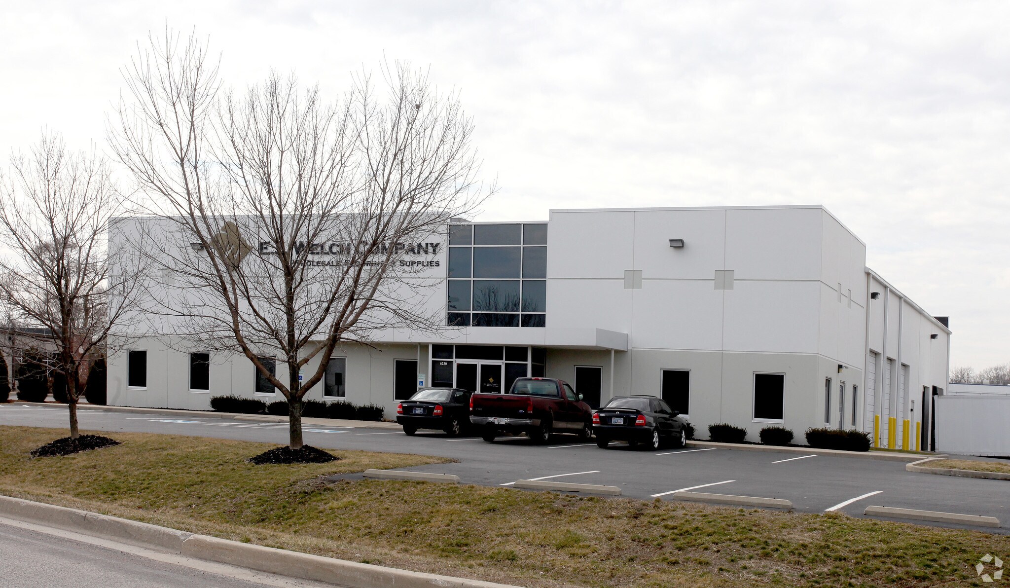 6230 Corporate Dr, Indianapolis, IN à vendre Photo principale– Image 1 sur 5