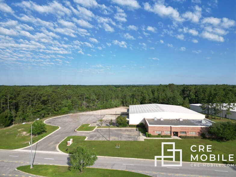 5640 Commerce Blvd E, Mobile, AL à louer - Photo de l’immeuble – Image 3 sur 18