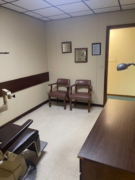 1035 N Houston Rd, Warner Robins, GA à louer - Hall d’entrée – Image 2 sur 5