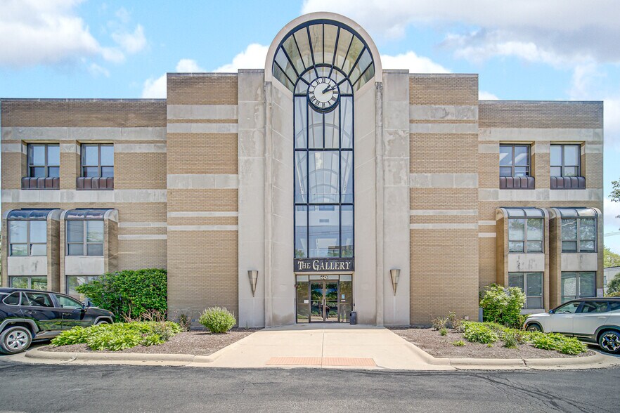 1S443 Summit Ave, Oakbrook Terrace, IL à louer - Photo de l’immeuble – Image 1 sur 8