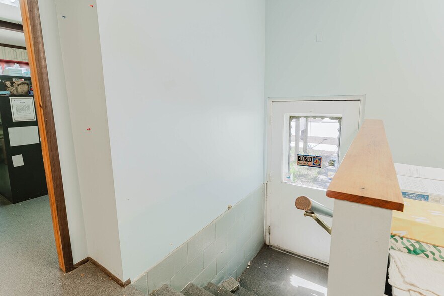 526 W 11th Ave, Oshkosh, WI à vendre - Photo intérieure – Image 3 sur 25