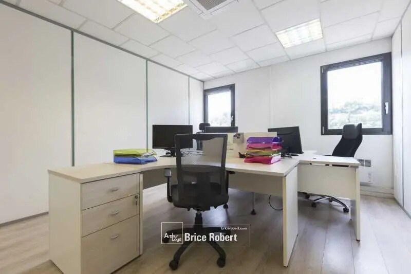 Bureau dans Lyon à louer - Photo de l’immeuble – Image 3 sur 10