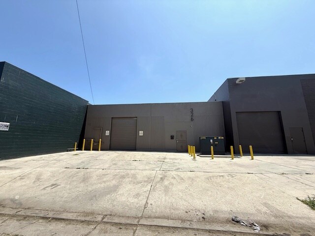 326 W 131st St, Los Angeles, CA à vendre - Photo de l’immeuble – Image 2 sur 8