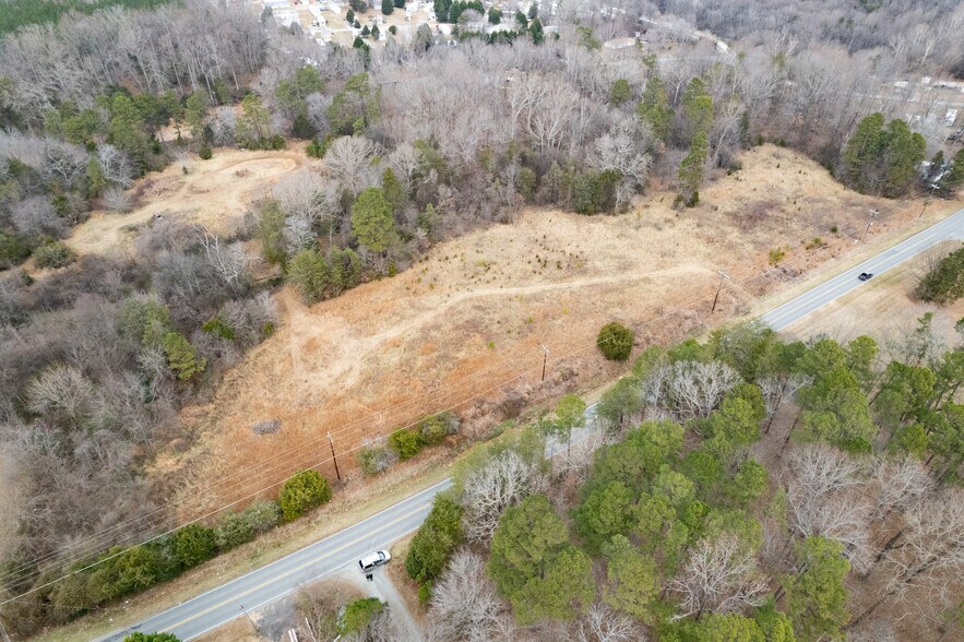 968 Monroe Holt Road, Graham, NC à vendre - Photo de l’immeuble – Image 3 sur 7