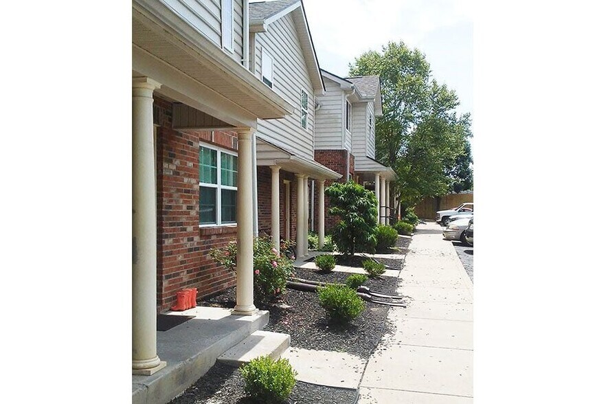 108 N Central Ave, Nicholasville, KY à vendre - Photo de l’immeuble – Image 2 sur 10