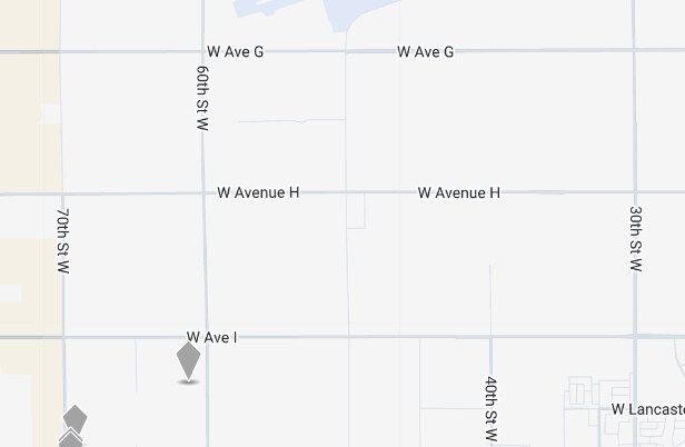 Cor Avenue H 55, Lancaster, CA à vendre - Photo de l’immeuble – Image 1 sur 1