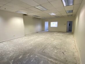 60 Rancho Rd, Thousand Oaks, CA à louer Photo intérieure– Image 1 sur 3