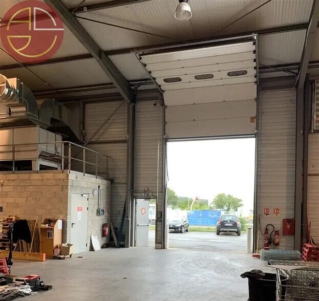 Local commercial dans Portet-sur-Garonne à vendre - Photo intérieure – Image 2 sur 3