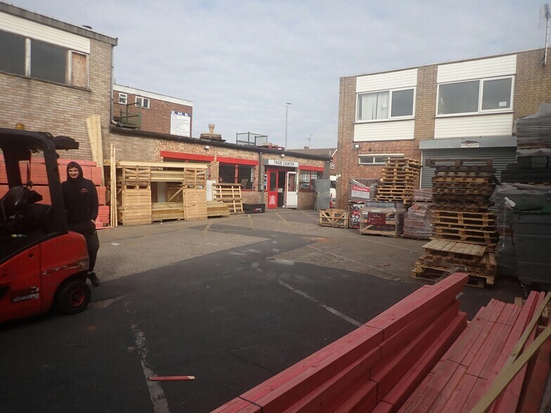 Cadmore Ln, Cheshunt à louer - Photo de l’immeuble – Image 2 sur 4