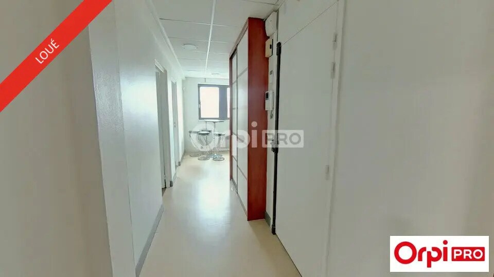 Bureau dans Marcq-en-Baroeul à louer - Photo de l’immeuble – Image 3 sur 4