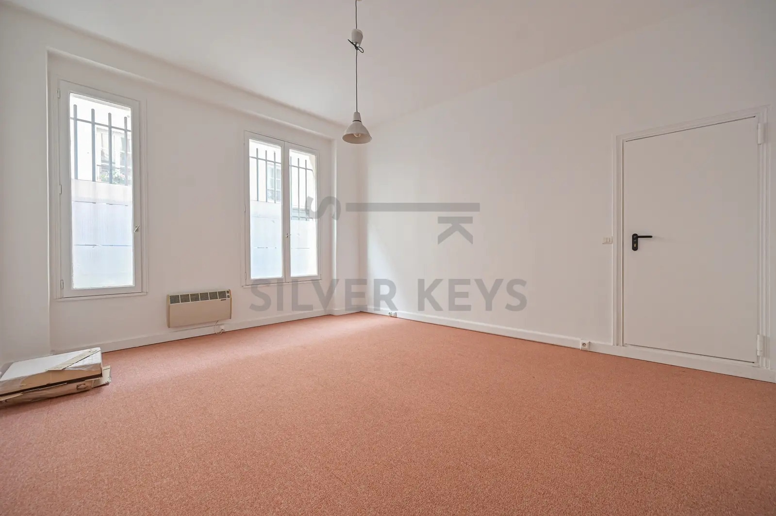 10 Rue Muller, Paris à vendre Photo de l’immeuble– Image 1 sur 13
