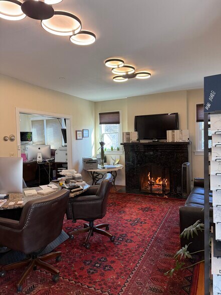 110 Defense Hwy, Annapolis, MD à vendre - Photo de l’immeuble – Image 3 sur 10