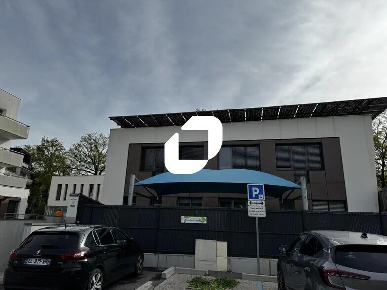 Bureau dans Meylan à vendre - Photo de l’immeuble – Image 2 sur 12