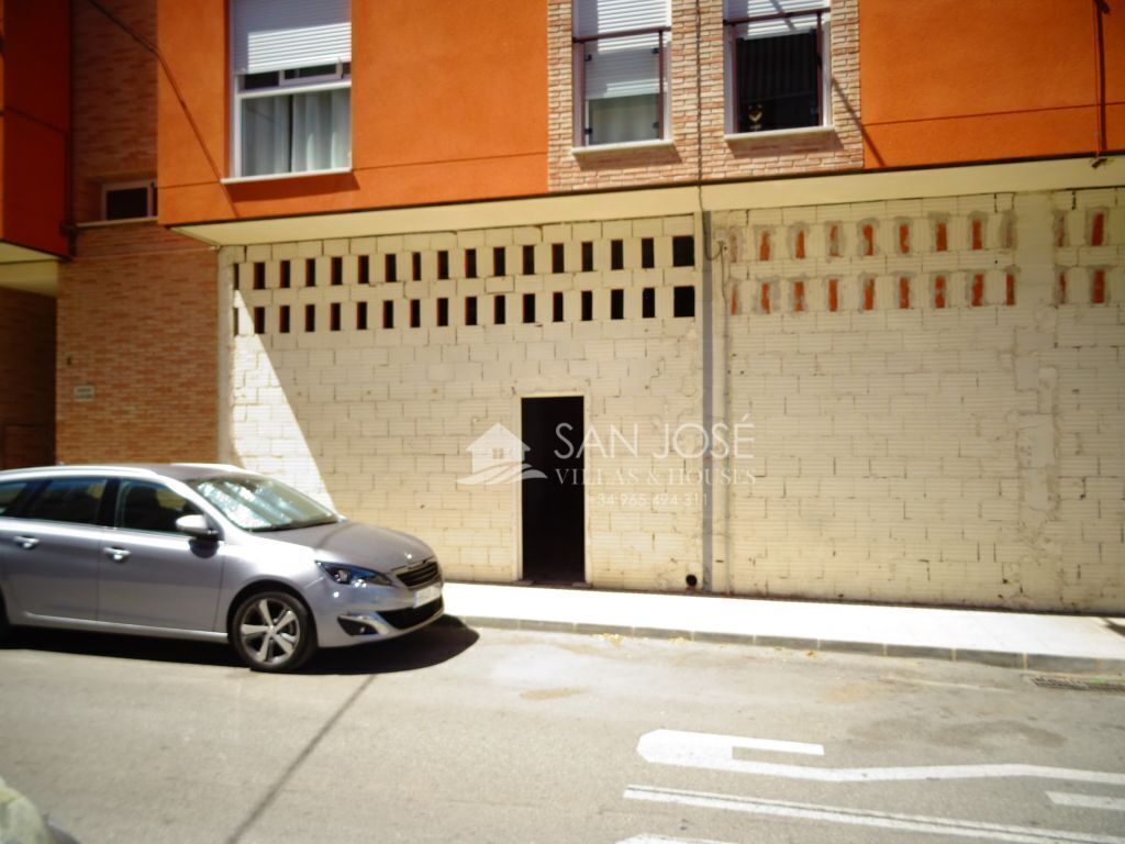 Local commercial dans Aspe, Alicante à vendre Photo de l’immeuble– Image 1 sur 9