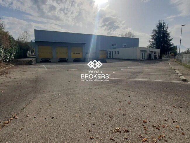 Plus de détails pour Industriel/Logistique à louer
