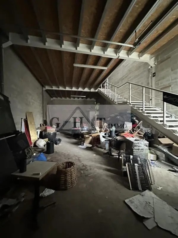 Plus de détails pour Bureau, Industriel/Logistique à louer