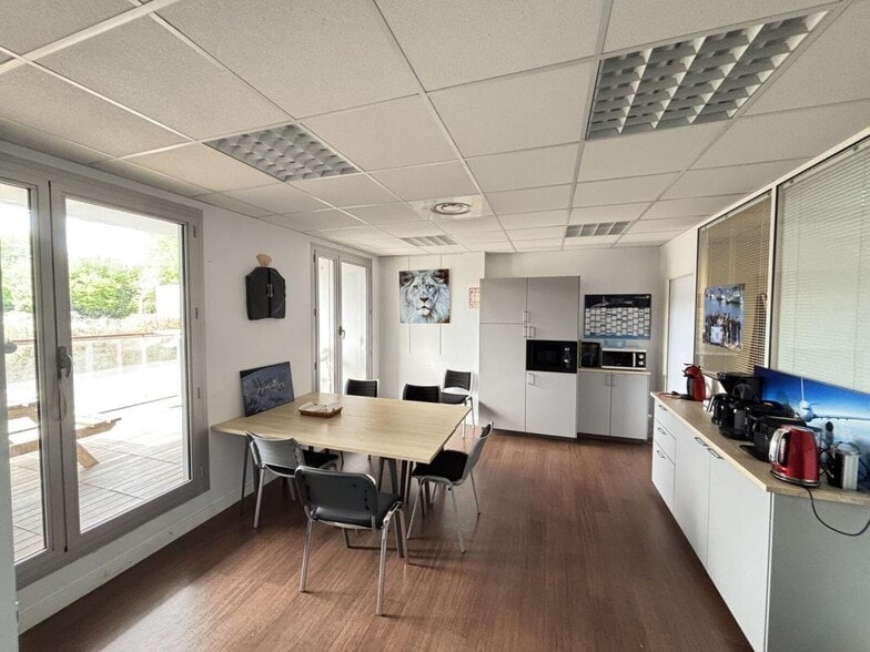 10 Rue Jean Rouxel, Orvault à vendre - Photo de l’immeuble – Image 2 sur 10