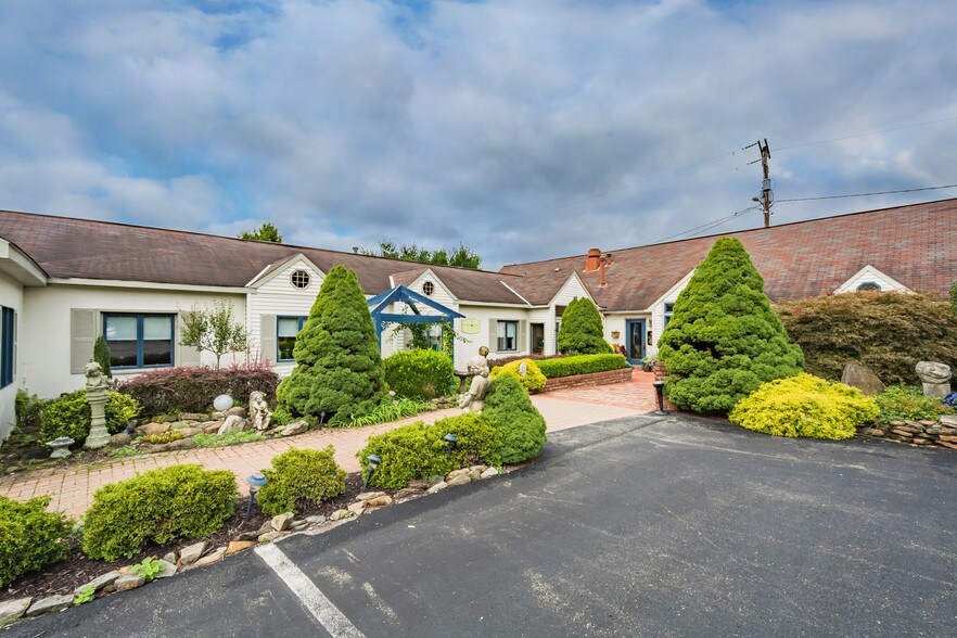 181 E Brown St, Blairsville, PA à vendre - Photo principale – Image 2 sur 65