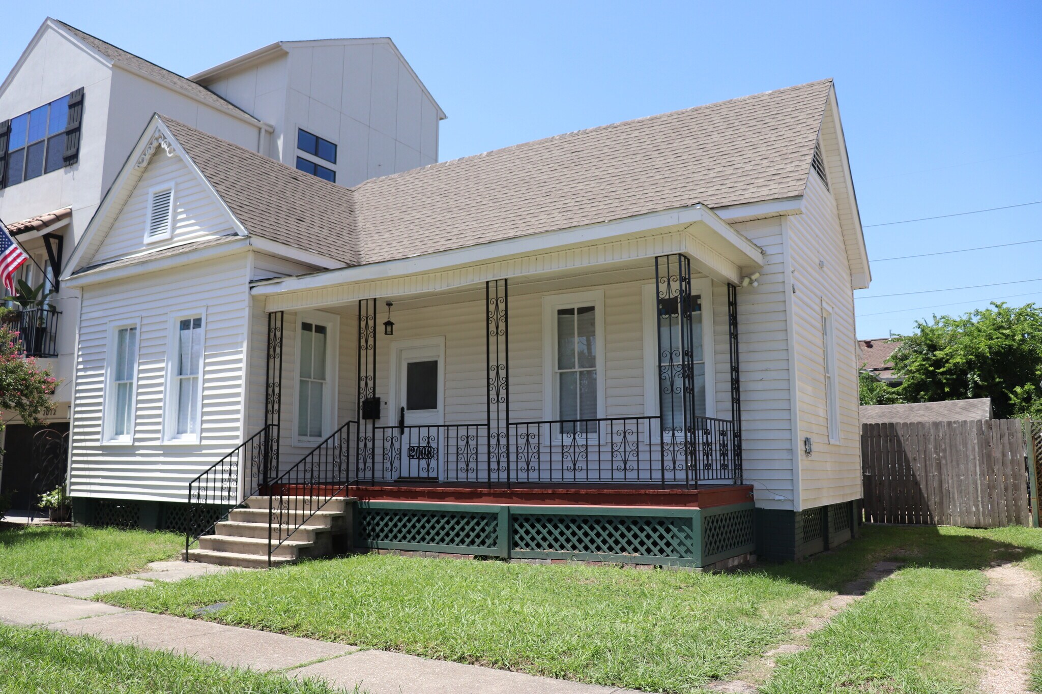 2008 Crockett St, Houston, TX à louer Photo principale– Image 1 sur 8