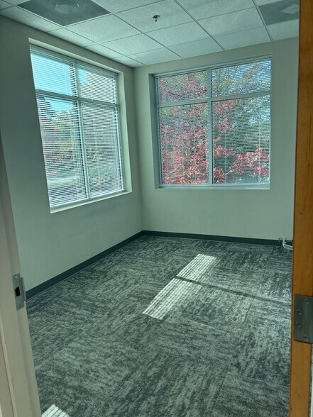 800 W Williams St, Apex, NC à louer - Photo intérieure – Image 3 sur 8