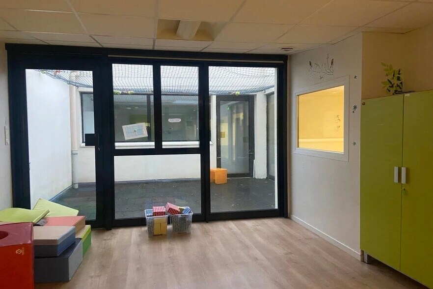 Bureau dans Boulogne-Billancourt à louer - Photo de l’immeuble – Image 3 sur 6