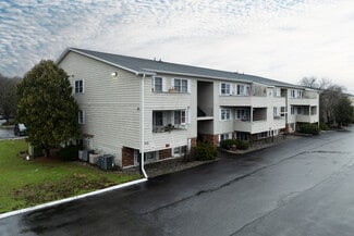 Plus de détails pour 220 West Rd, Pleasant Valley, NY - Logement à vendre