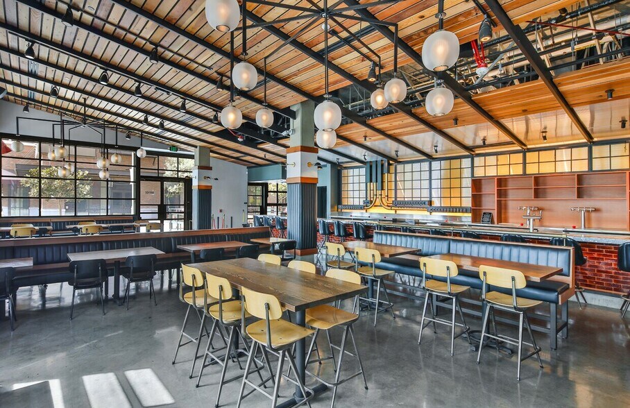 905 E 2nd St, Los Angeles, CA à louer - Photo de l’immeuble – Image 2 sur 31